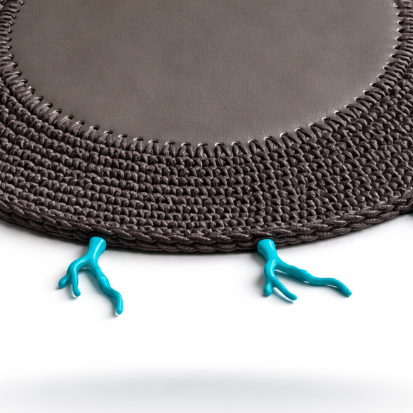 Turkuaz Mercan Detaylı Örgü Yuvarlak Amerikan Servis(Kahverengi)