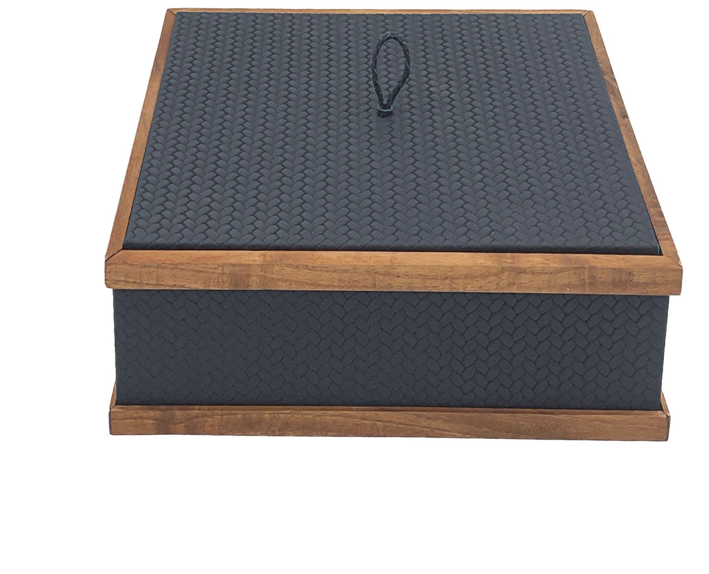 Ceviz Çerçeveli Kare Kutu